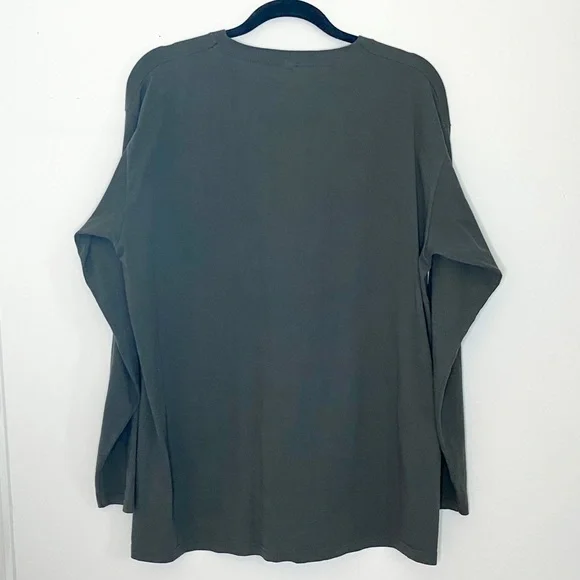 BOOHOO Petites Grey Graphic Long Sleeve Tee LRG - Picture 5 of 5